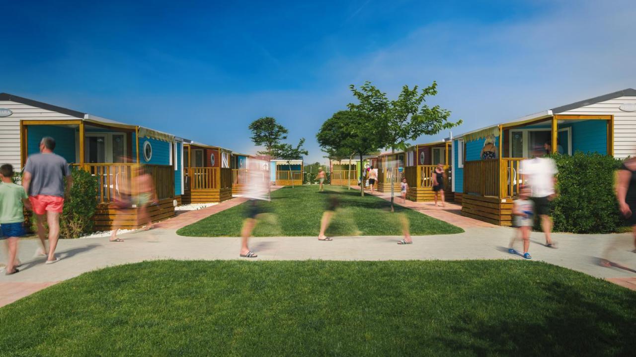 Camping Valencia - Bungalows Puçol Exteriör bild